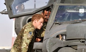 Afghanistan vet Prince Harry visits with American troops during U.S. trip