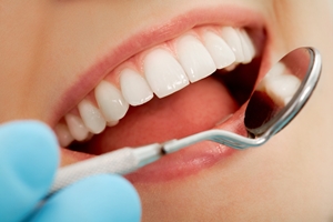 Students at the University of Southern Indiana in Evansville, Indiana treated local veterans to free dental care.