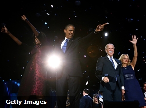 Troops to share dance with Obamas, Bidens